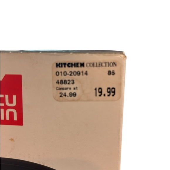 Vacu Vin Stainless Steel Kitchen Pineapple Slicer - NEW in Box - Picture 3 of 8